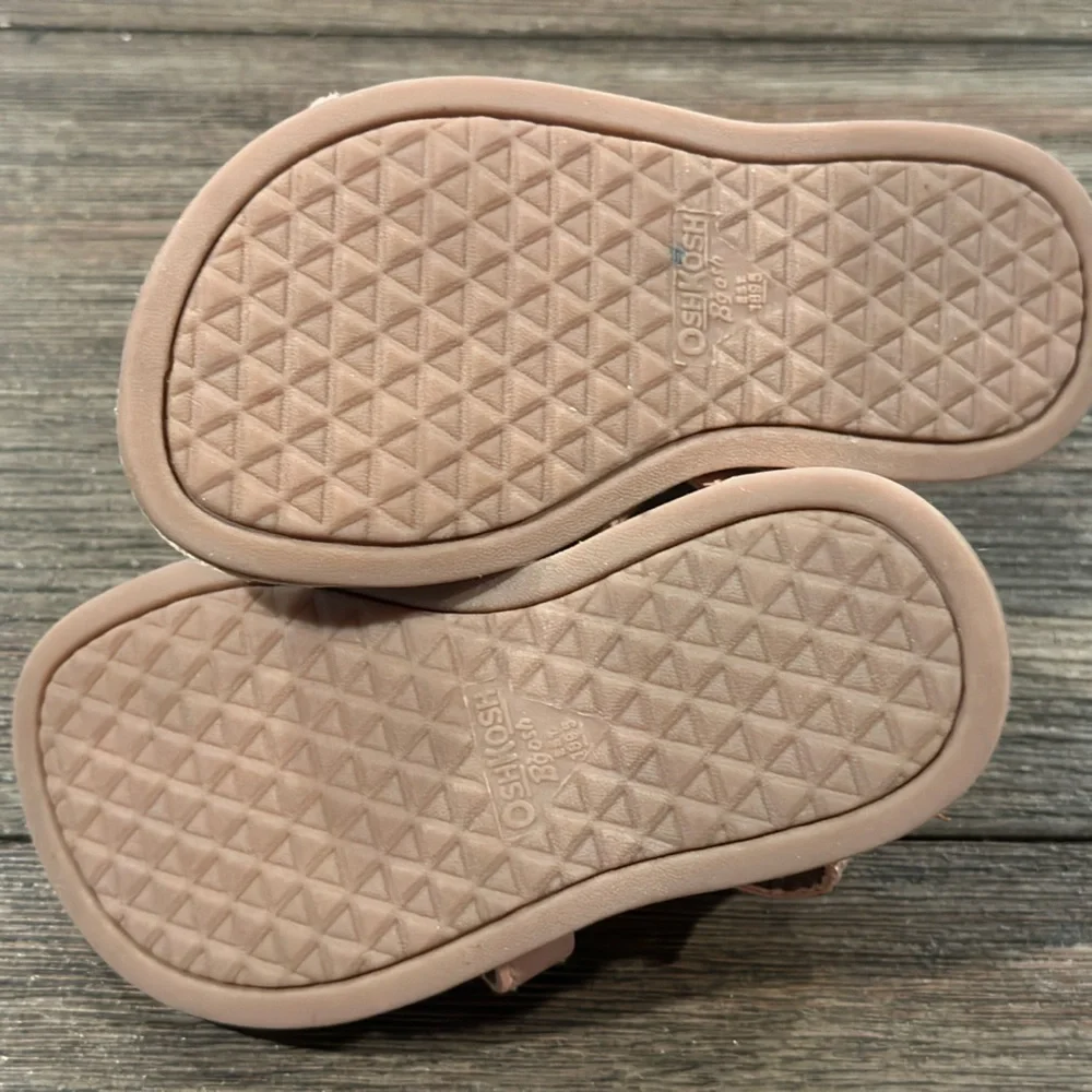OshKosh B'Gosh Girls Pink‎ Iridescent Bow Sandals, Sz 6